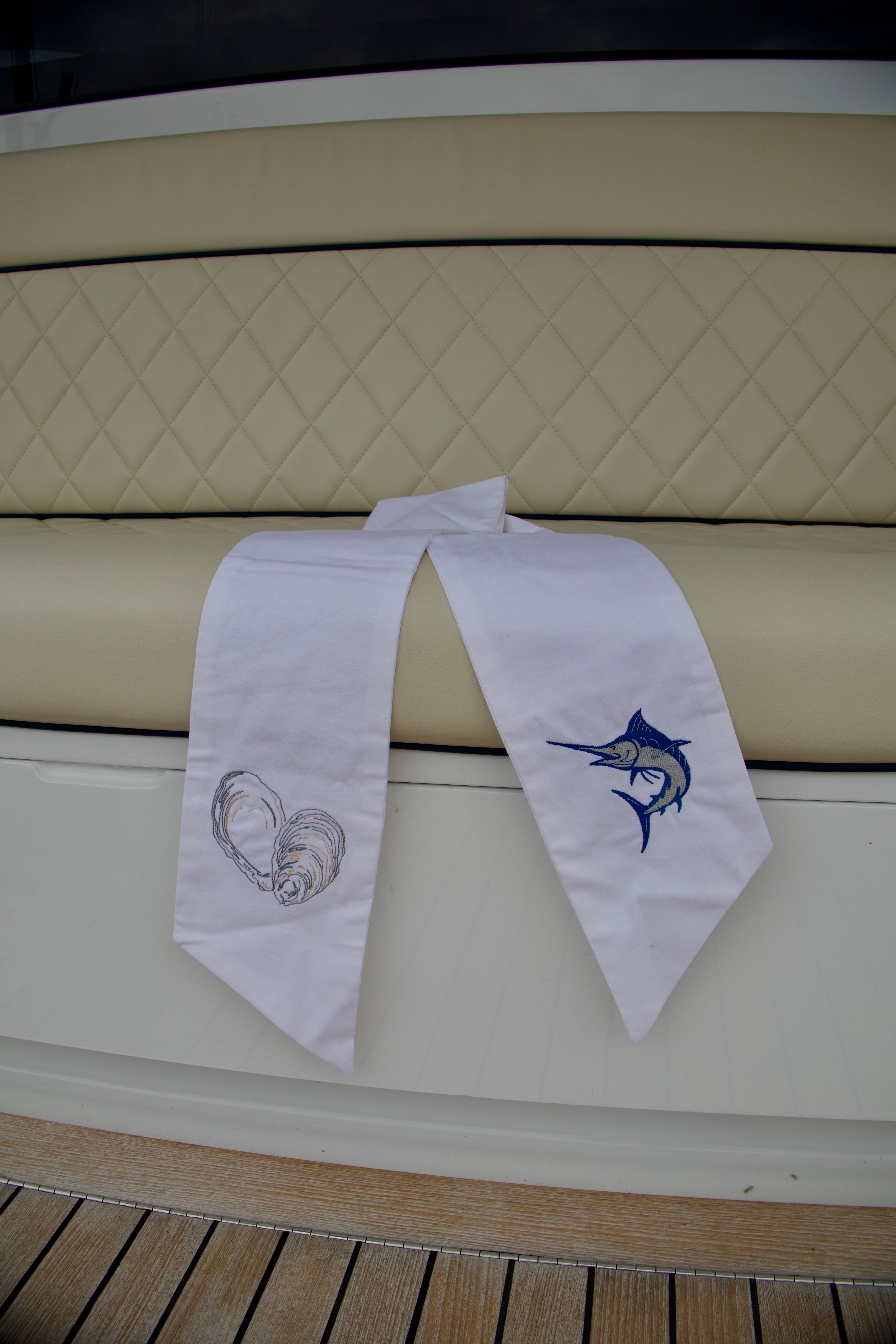 Blue Marlin/Oyster wreath scarf