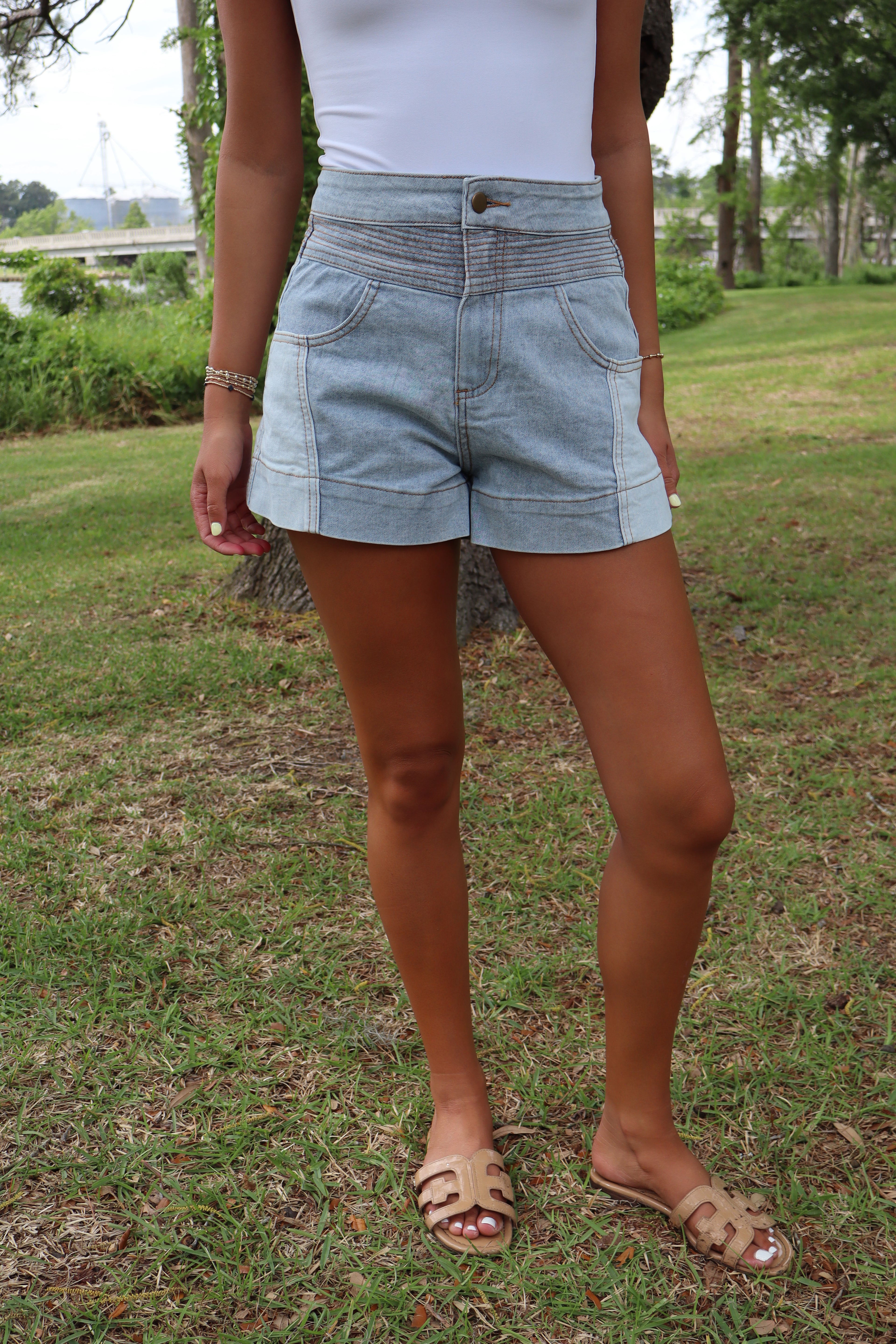 The Dolly Short-Denim